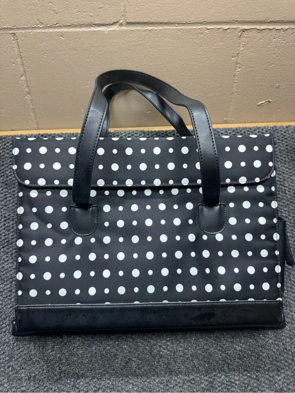 Source Unknown Black and White Polka Dot Laptop Tote